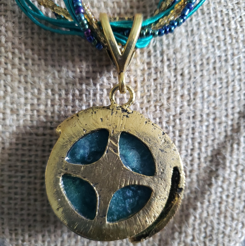 Jewelry - Picture 4 of 5